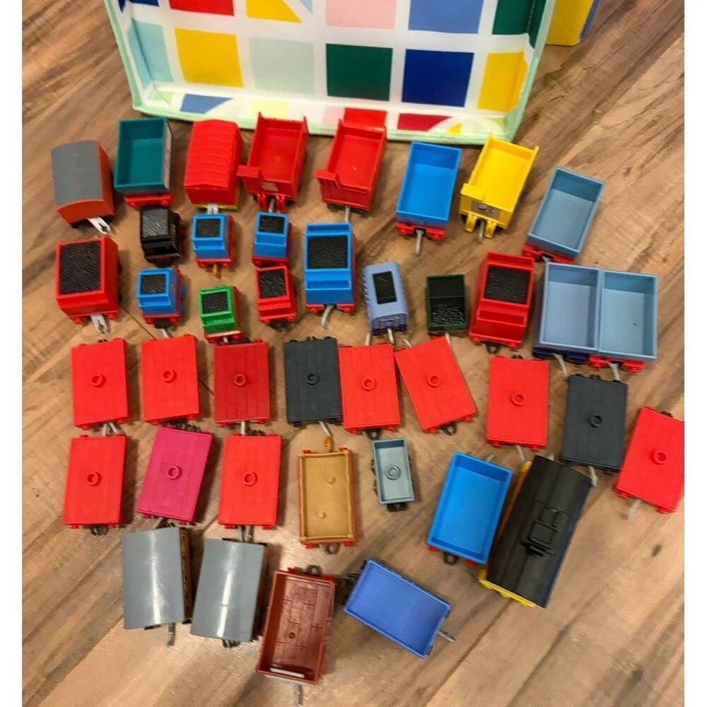 HUGE Mixed Lot of Thomas the Train and friends With Tracks